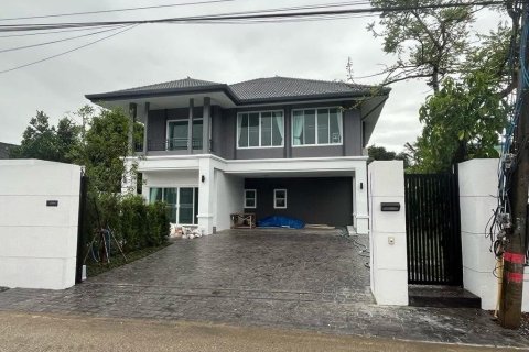 Villa in Chiang Mai, Thailand 5 bedrooms № 171920 - photo 4