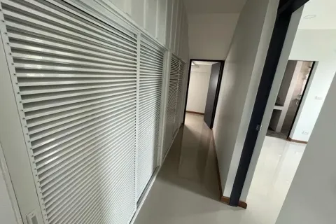 Villa in Chiang Mai, Thailand 5 bedrooms № 171920 - photo 12