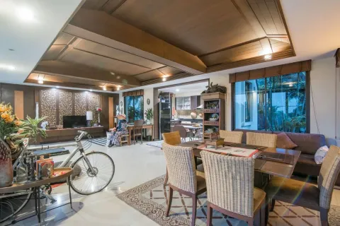 Villa in Hua Hin, Thailand 4 bedrooms № 155087 - photo 13