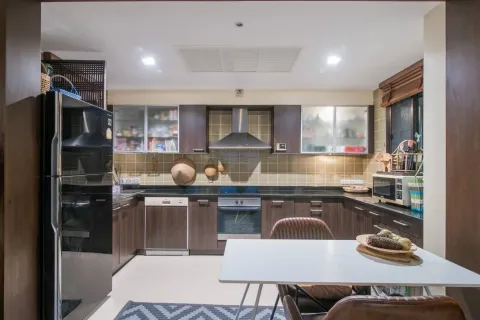 Villa in Hua Hin, Thailand 4 bedrooms № 155087 - photo 15