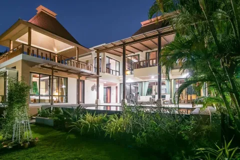 Villa in Hua Hin, Thailand 4 bedrooms № 155087 - photo 18