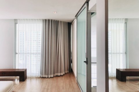 Кондоминиум с 2 спальнями в Патхум Ване, Бангкок, Таиланд № 155086 - фото 9