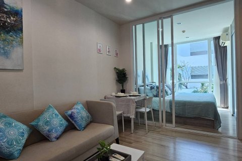 Studio in the Condo in Phuket, Thailand  № 158621