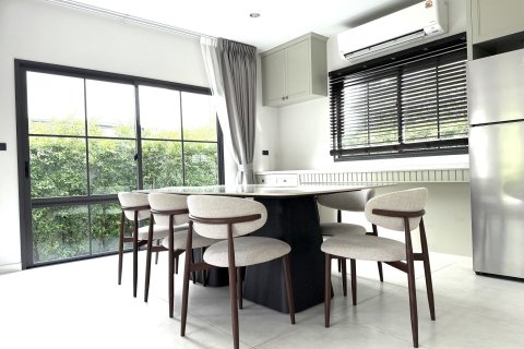 Maison à Bang Phli Yai, Thaïlande 4 chambres № 158620 - photo 4