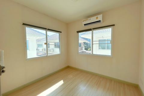 House in Nonthaburi, Thailand 3 bedrooms № 158616 - photo 5