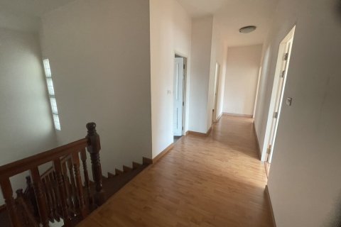 Maison à Pathum Thani, Thaïlande 3 chambres № 158622 - photo 7