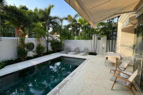 Вилла в Пхукете, Таиланд с 3 спальнями  № 140923 - фото 1