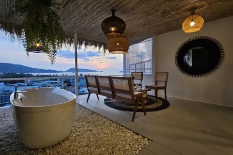 Townhouse in Kathu, Thailand 3 bedrooms № 140922 - photo 2