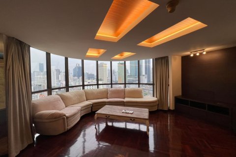 Кондоминиум с 4 спальнями в Клонг Тоэй, Бангкок, Таиланд № 162188