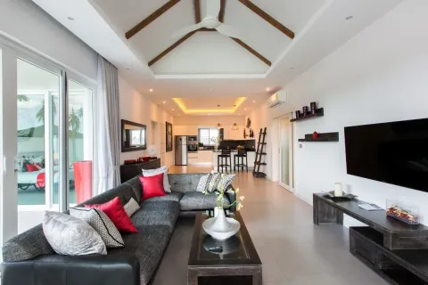 Villa in Hua Hin, Thailand 3 bedrooms № 162186 - photo 3