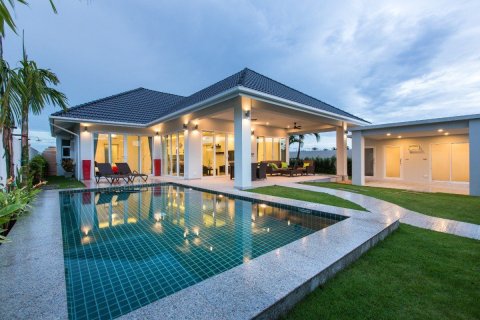 Villa in Hua Hin, Thailand 3 bedrooms № 162186