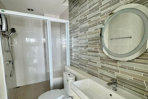 Studio dans le Condo à Chatuchak, Bangkok, Thaïlande № 148880 - photo 6