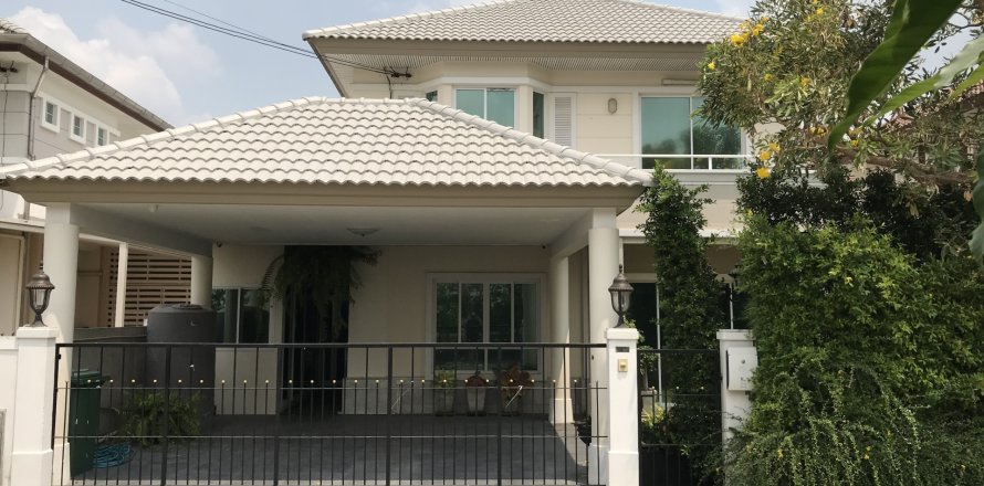 House in Bang Khen, Bangkok, Thailand 4 bedrooms № 171995