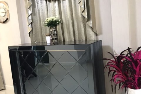 House in Bang Khen, Bangkok, Thailand 4 bedrooms № 171995 - photo 11