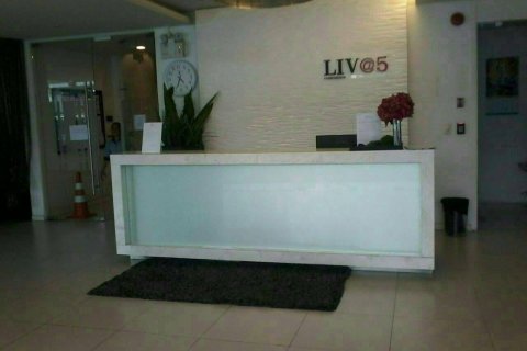 Studio dans le Condo à Watthana, Bangkok, Thaïlande  № 171989 - photo 5