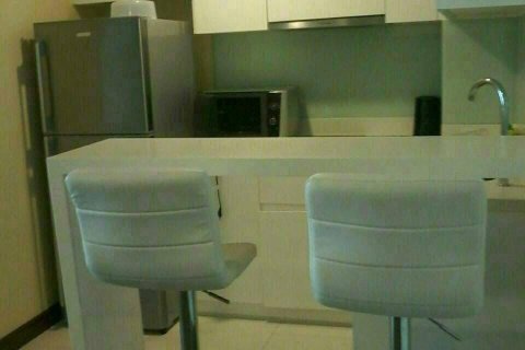 Studio dans le Condo à Watthana, Bangkok, Thaïlande  № 171989 - photo 2