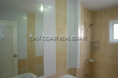 Casa de 3 dormitorios en Pattaya, Tailandia № 213239 - foto 8