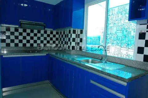 Casa de 3 dormitorios en Pattaya, Tailandia № 213239 - foto 10