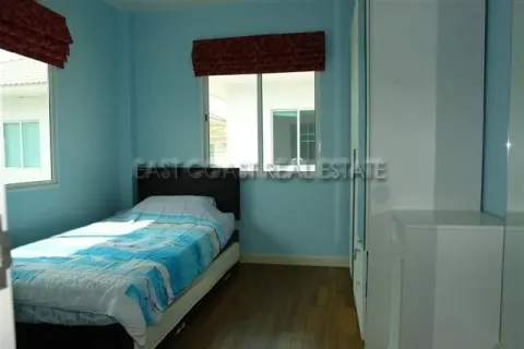 Casa de 3 dormitorios en Pattaya, Tailandia № 213239 - foto 7