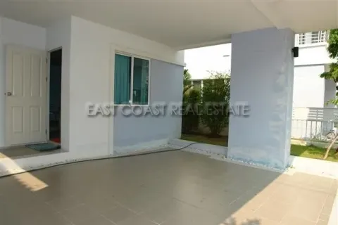 Casa de 3 dormitorios en Pattaya, Tailandia № 213239 - foto 14