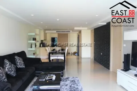 Condominio de 2 dormitorios en Pattaya, Tailandia № 213236 - foto 2