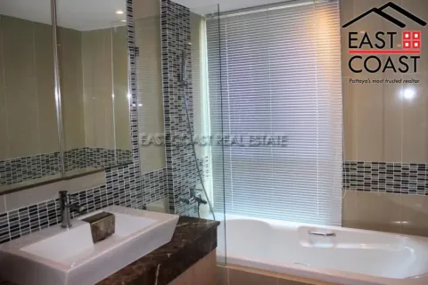 Condominio de 2 dormitorios en Pattaya, Tailandia № 213236 - foto 7