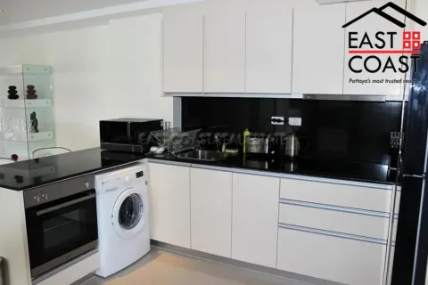 Condominio de 2 dormitorios en Pattaya, Tailandia № 213236 - foto 5