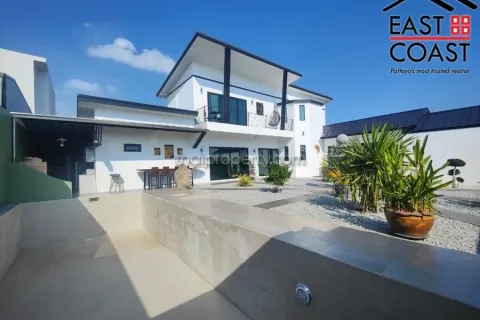 Casa de 3 dormitorios en Pattaya, Tailandia № 213241 - foto 4