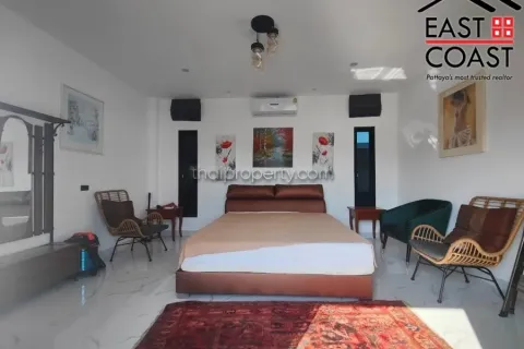 Casa de 3 dormitorios en Pattaya, Tailandia № 213241 - foto 12