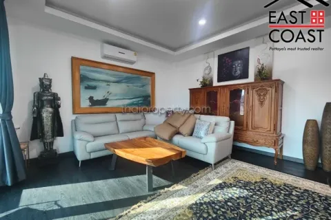 Casa de 3 dormitorios en Pattaya, Tailandia № 213241 - foto 30