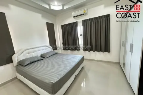 Casa de 3 dormitorios en Pattaya, Tailandia № 213235 - foto 18