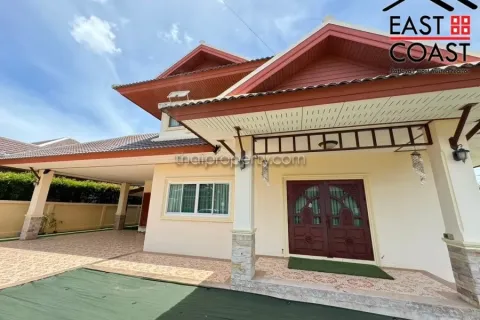 Casa de 3 dormitorios en Pattaya, Tailandia № 213235 - foto 4