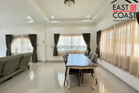Casa de 3 dormitorios en Pattaya, Tailandia № 213235 - foto 10
