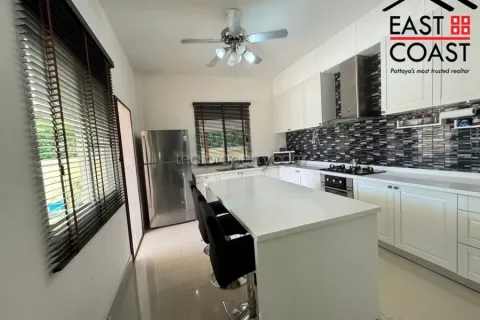 Casa de 3 dormitorios en Pattaya, Tailandia № 213235 - foto 15