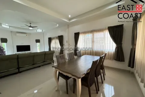 Casa de 3 dormitorios en Pattaya, Tailandia № 213235 - foto 8