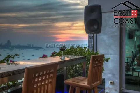 Condominio de 4 dormitorios en Pattaya, Tailandia № 213238 - foto 10