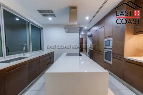 Condominio de 4 dormitorios en Pattaya, Tailandia № 213238 - foto 7