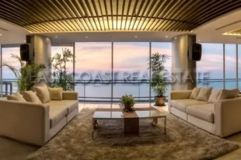 Condo in Pattaya, Thailand, 4 bedrooms № 213238