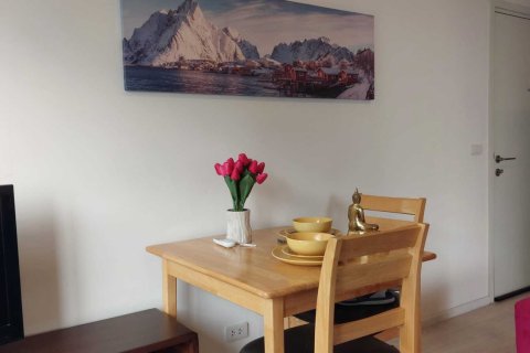 Condo in Bangkok, Thailand, 2 bedrooms  № 159531 - photo 7