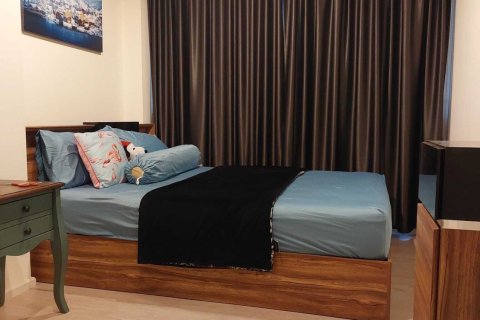 Condo in Bangkok, Thailand, 2 bedrooms  № 159531 - photo 4