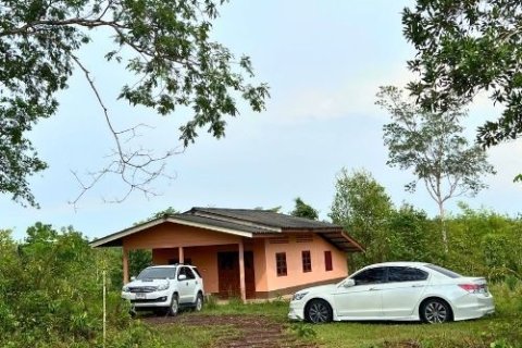 Land in Trat, Thailand 52800 sq.m. № 159533 - photo 3