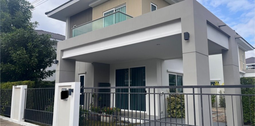 Дом в Чиангмае, Таиланд с 3 спальнями  № 155804