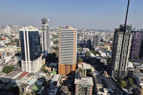 Студия в кондо в Ваттхане, Бангкок, Таиланд № 155805 - фото 4