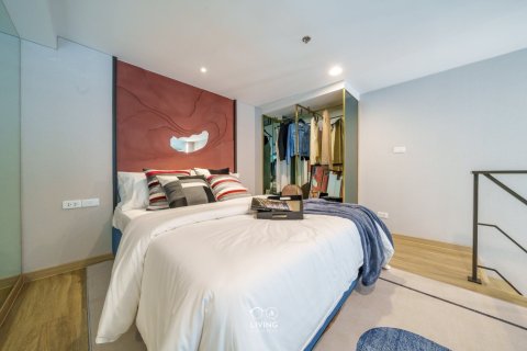 Студия в кондо в Ваттхане, Бангкок, Таиланд № 155805 - фото 2