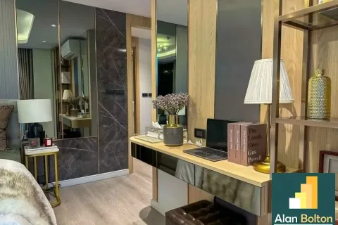 Condominio de 2 dormitorios en Jomtien Beach, Pattaya, Tailandia № 210820 - foto 5