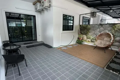 Townhouse in Pattaya, Thailand 2 bedrooms № 210819 - photo 1