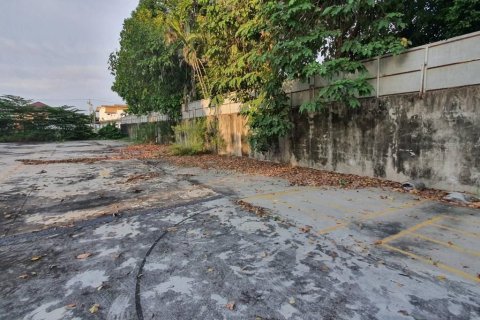 Terrain à Phra Khanong, Bangkok, Thaïlande 1600 m2 № 160321 - photo 4