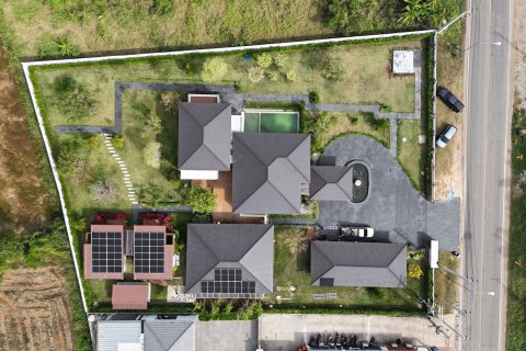 Villa in Khon Kaen, Thailand 7 bedrooms № 160318