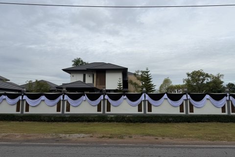 Villa in Khon Kaen, Thailand 7 bedrooms № 160318 - photo 15