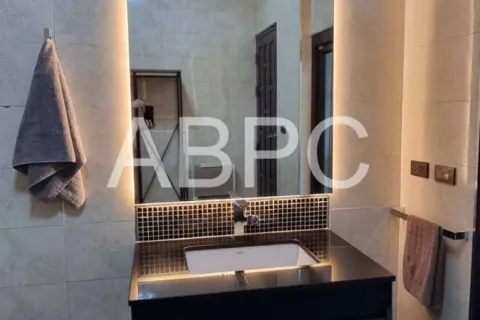 Casa de 3 dormitorios en Pattaya, Tailandia № 211192 - foto 7
